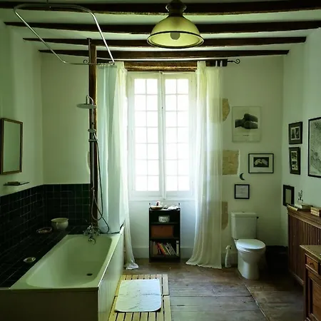 Alojamento de Acomodação e Pequeno-almoço Mule, Route Du Mule