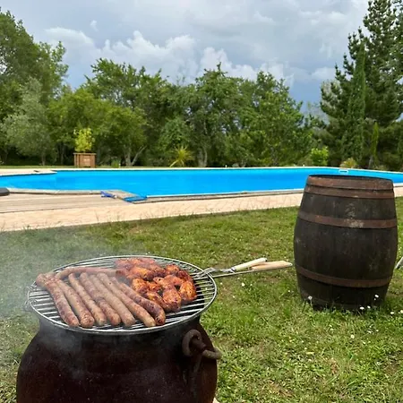 Alojamento de Acomodação e Pequeno-almoço Mule, Route Du Mule 3*